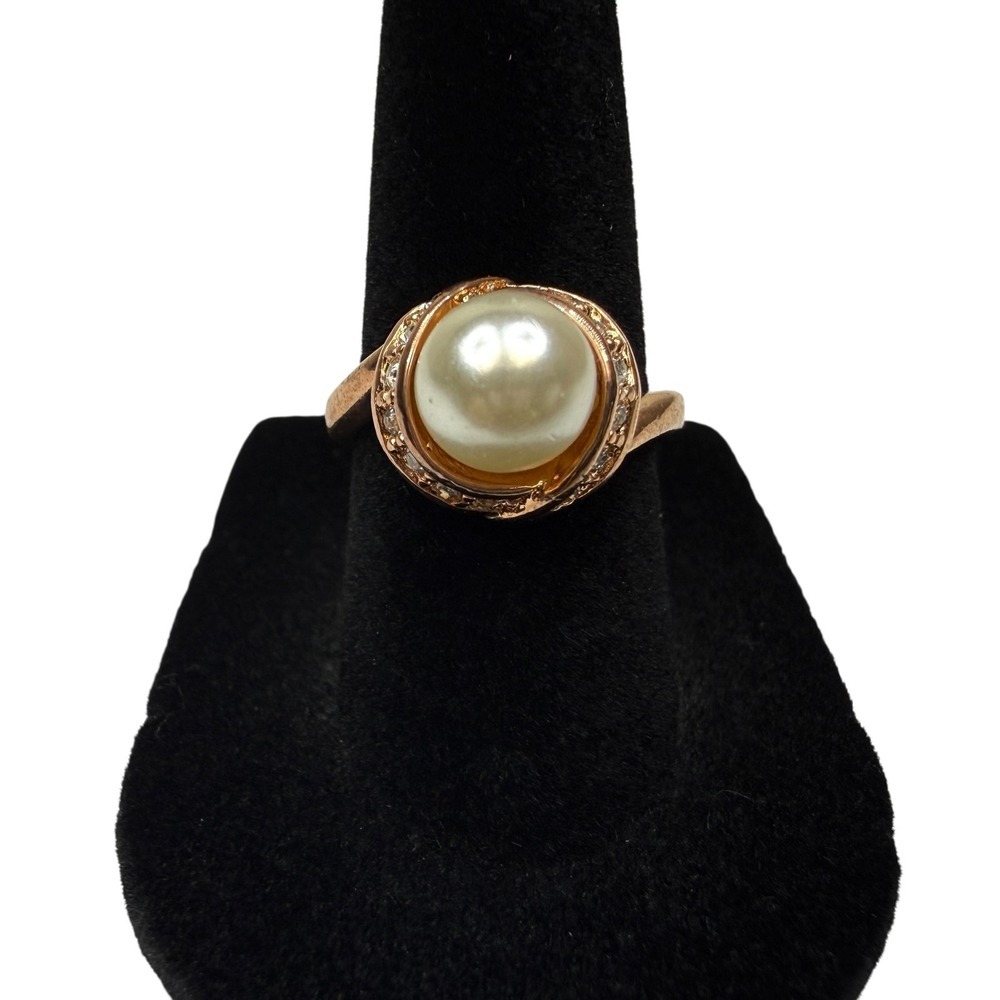 Elegant 18K HGE Rose Gold Tone Faux Pearl & Rhinestone Fashion Ring Size 6.5